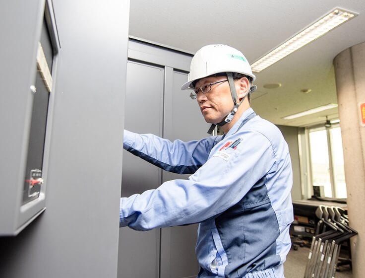 働いている様子